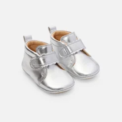 Chaussons bébé fille en cuir irisé - argent