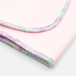 Couverture en polaire et tissu Liberty bébé fille - rose/multicolore